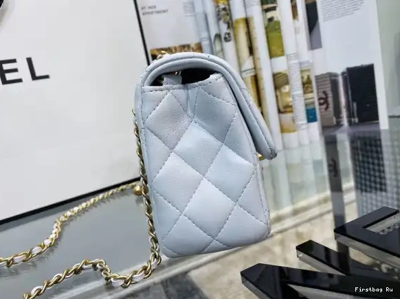 First Bag Ru CHANEL FLAP BAG 0517